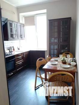 1-к квартира, посуточно, 60м2, 1/1 этаж
