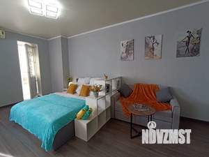 Студия квартира, посуточно, 40м2, 11/17 этаж