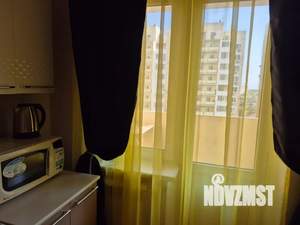 1-к квартира, посуточно, 40м2, 8/12 этаж