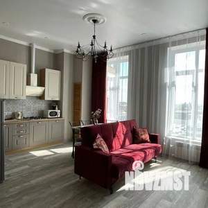 1-к квартира, посуточно, 63м2, 1/1 этаж