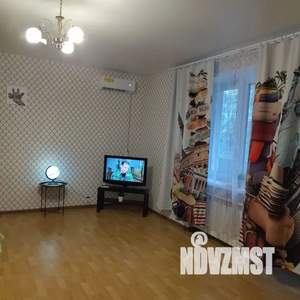 1-к квартира, посуточно, 56м2, 1/5 этаж