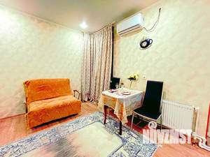 Студия квартира, посуточно, 30м2, 13/18 этаж