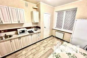 1-к квартира, посуточно, 40м2, 2/92 этаж