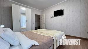 2-к квартира, посуточно, 43м2, 8/17 этаж