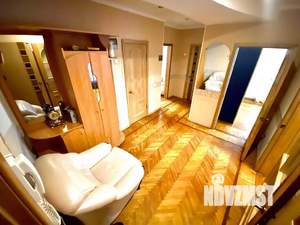 3-к квартира, посуточно, 85м2, 1/1 этаж