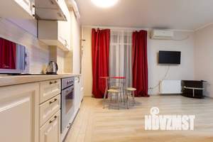 Студия квартира, посуточно, 35м2, 7/18 этаж