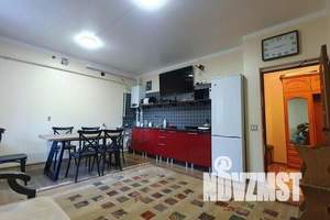 3-к квартира, посуточно, 68м2, 1/4 этаж