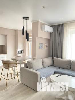 1-к квартира, посуточно, 42м2, 9/16 этаж