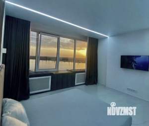 Студия квартира, посуточно, 37м2, 16/17 этаж