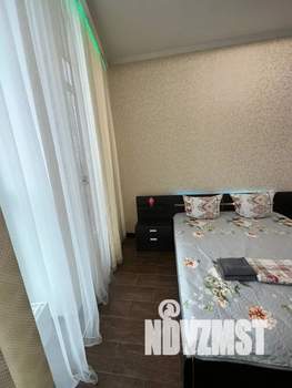 1-к квартира, посуточно, 44м2, 18/18 этаж