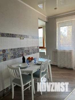 Студия квартира, посуточно, 41м2, 4/17 этаж