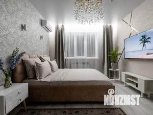 1-к квартира, посуточно, 40м2, 13/17 этаж