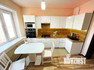 1-к квартира, посуточно, 55м2, 1/1 этаж