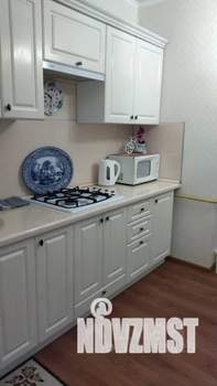 1-к квартира, посуточно, 48м2, 2/9 этаж