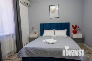 1-к квартира, посуточно, 40м2, 1/2 этаж