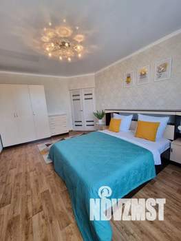 1-к квартира, посуточно, 40м2, 10/17 этаж