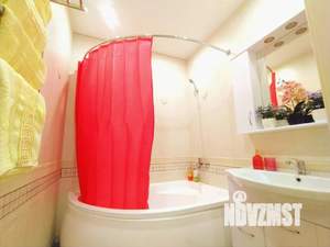 2-к квартира, посуточно, 70м2, 8/16 этаж