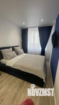 1-к квартира, посуточно, 37м2, 18/18 этаж