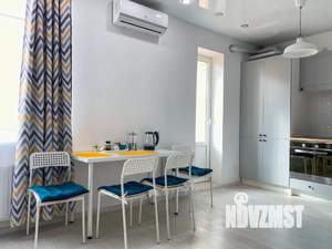 Студия квартира, посуточно, 35м2, 14/17 этаж