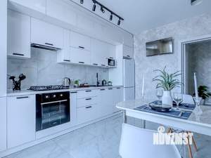 1-к квартира, посуточно, 49м2, 9/10 этаж