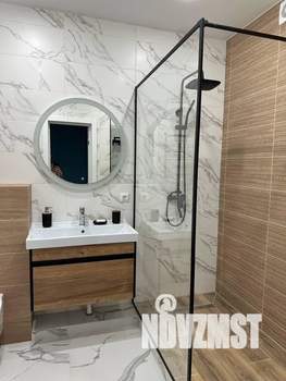 Студия квартира, посуточно, 41м2, 15/16 этаж