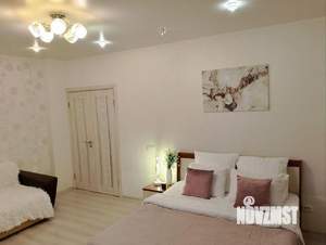 1-к квартира, посуточно, 47м2, 1/1 этаж