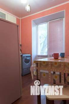 1-к квартира, посуточно, 30м2, 2/5 этаж