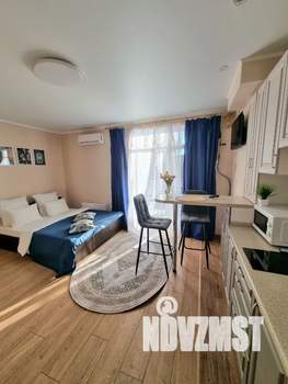 Студия квартира, посуточно, 35м2, 3/17 этаж