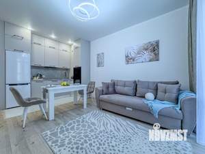 2-к квартира, посуточно, 37м2, 8/19 этаж
