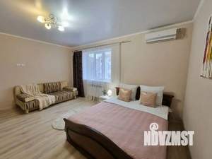 1-к квартира, посуточно, 54м2, 1/1 этаж