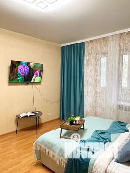 1-к квартира, посуточно, 38м2, 3/9 этаж