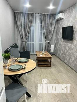 1-к квартира, посуточно, 37м2, 13/18 этаж