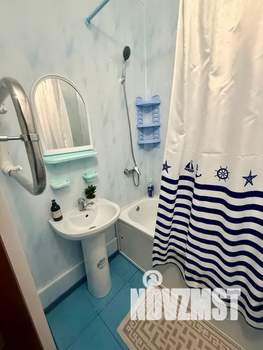 1-к квартира, посуточно, 43м2, 10/12 этаж