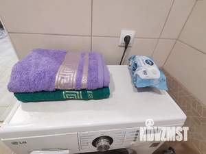 Студия квартира, посуточно, 43м2, 12/16 этаж