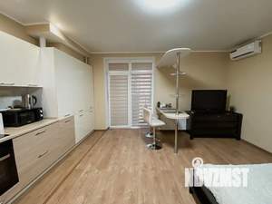 Студия квартира, посуточно, 36м2, 11/18 этаж