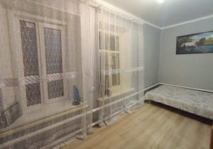 2-к квартира, вторичка, 45м2, 1/1 этаж