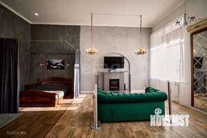 2-к квартира, вторичка, 100м2, 3/3 этаж
