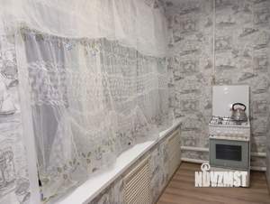 2-к квартира, вторичка, 45м2, 1/1 этаж