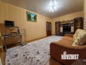 2-к квартира, вторичка, 63м2, 1/9 этаж