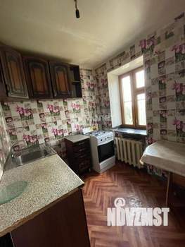 2-к квартира, вторичка, 42м2, 5/5 этаж