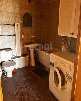 4-к квартира, вторичка, 59м2, 5/5 этаж