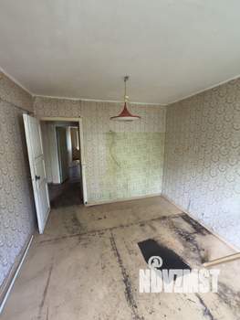 2-к квартира, вторичка, 42м2, 1/5 этаж