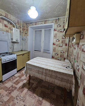 3-к квартира, вторичка, 60м2, 1/5 этаж