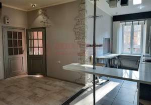 4-к квартира, вторичка, 99м2, 2/2 этаж