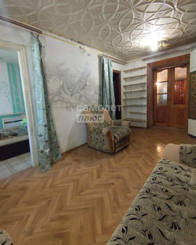 3-к квартира, вторичка, 52м2, 1/1 этаж