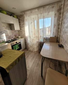 3-к квартира, вторичка, 64м2, 5/5 этаж
