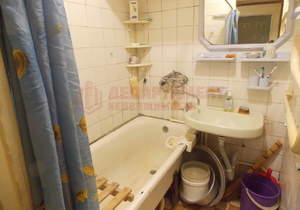 3-к квартира, вторичка, 59м2, 3/5 этаж