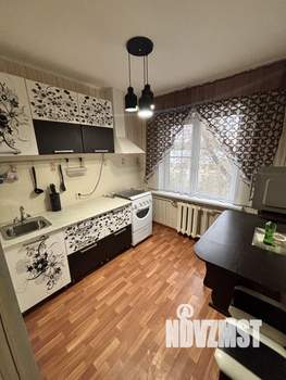 2-к квартира, вторичка, 42м2, 5/5 этаж