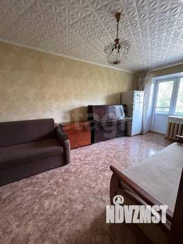 2-к квартира, вторичка, 42м2, 3/5 этаж