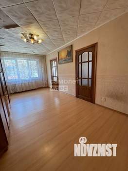 3-к квартира, вторичка, 61м2, 1/5 этаж